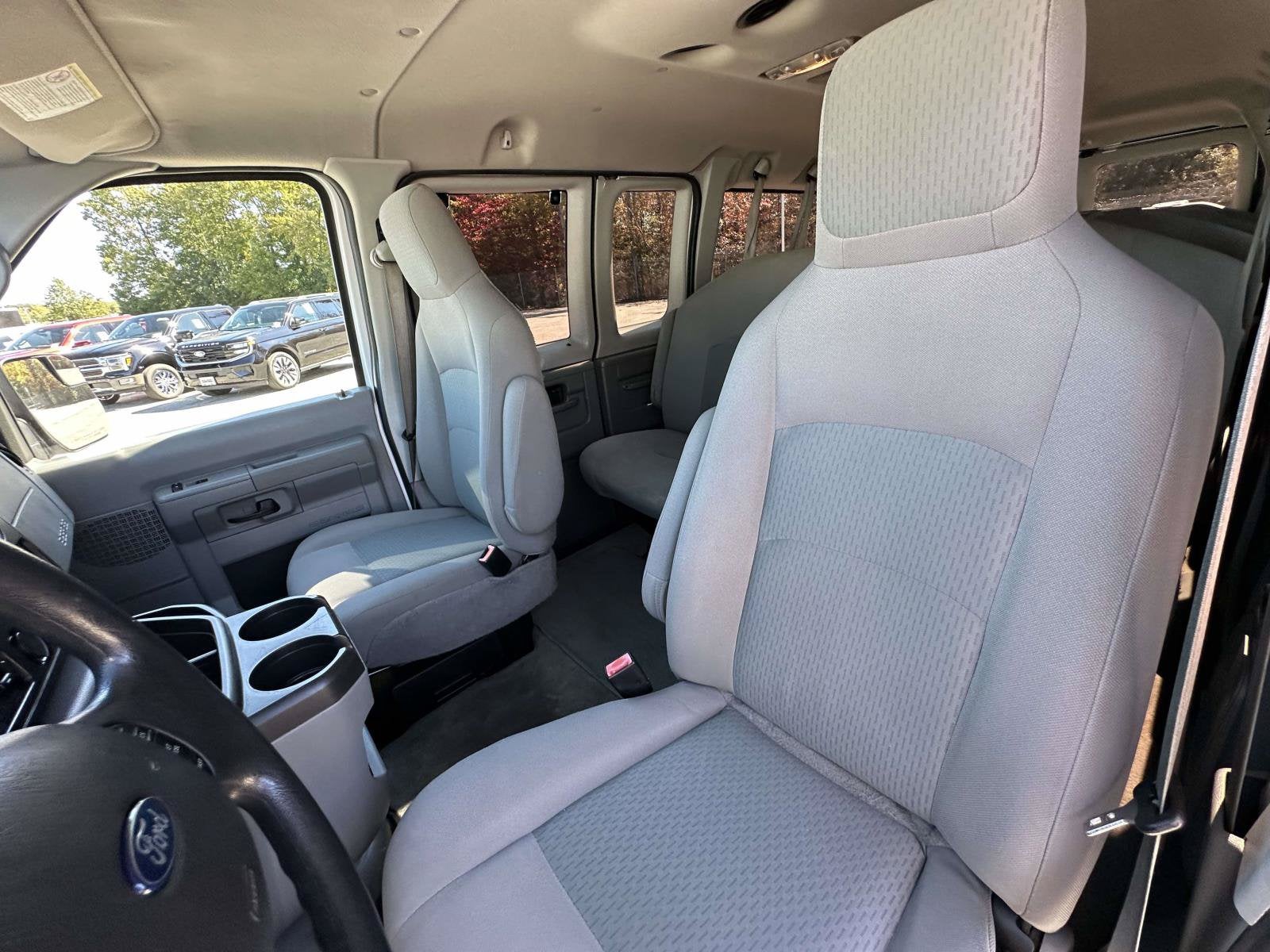 2014 Ford Econoline Wagon XL
