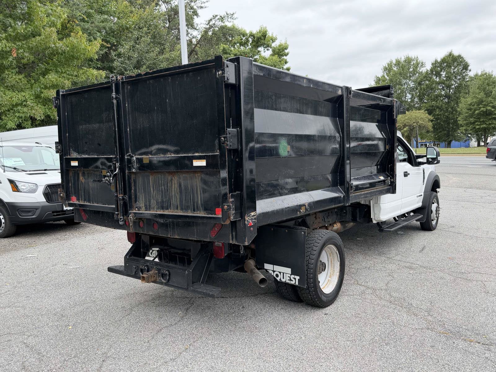 2022 Ford Super Duty F-550 DRW XL