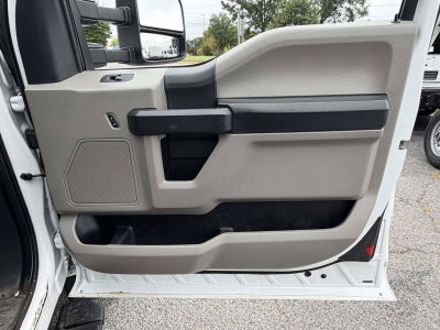2022 Ford Super Duty F-550 DRW XL