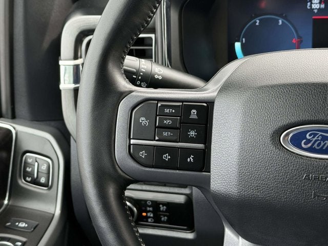 2023 Ford Super Duty F-350 DRW LARIAT