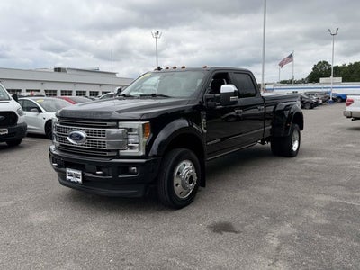 2019 Ford Super Duty F-450 DRW Platinum