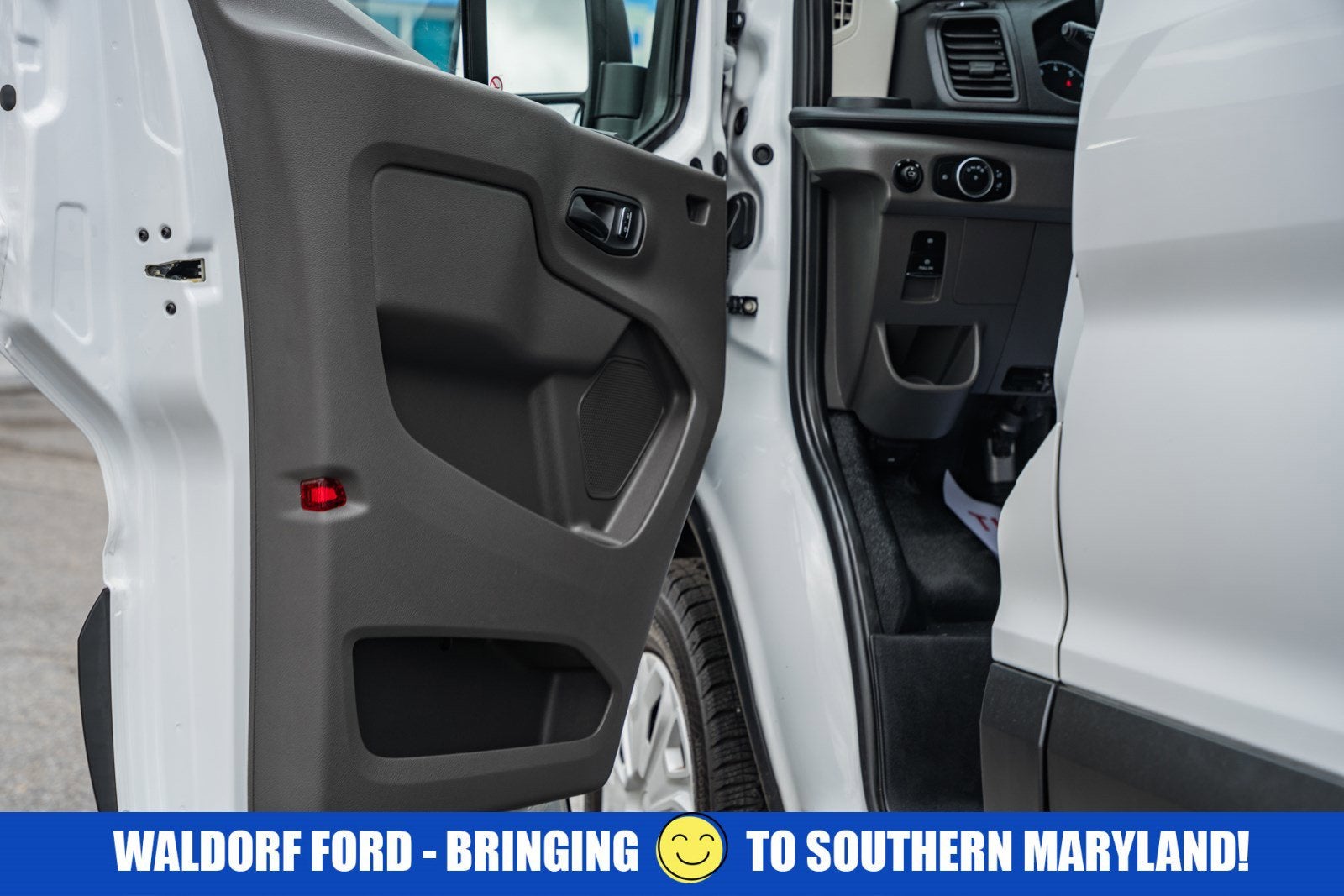 2023 Ford Transit Cargo Van 250