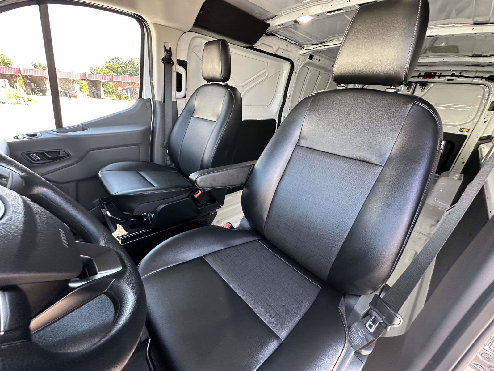 2023 Ford E-Transit Cargo Van T-3