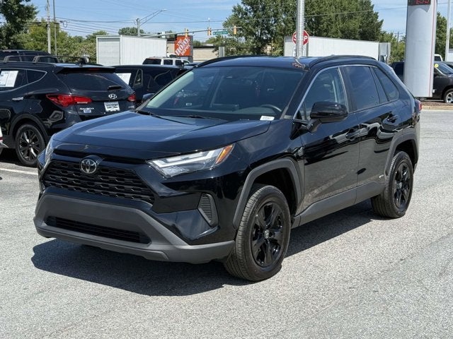2025 Toyota RAV4 Hybrid LE