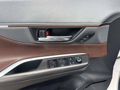 2023 Toyota Venza Base