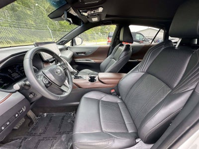 2023 Toyota Venza Base