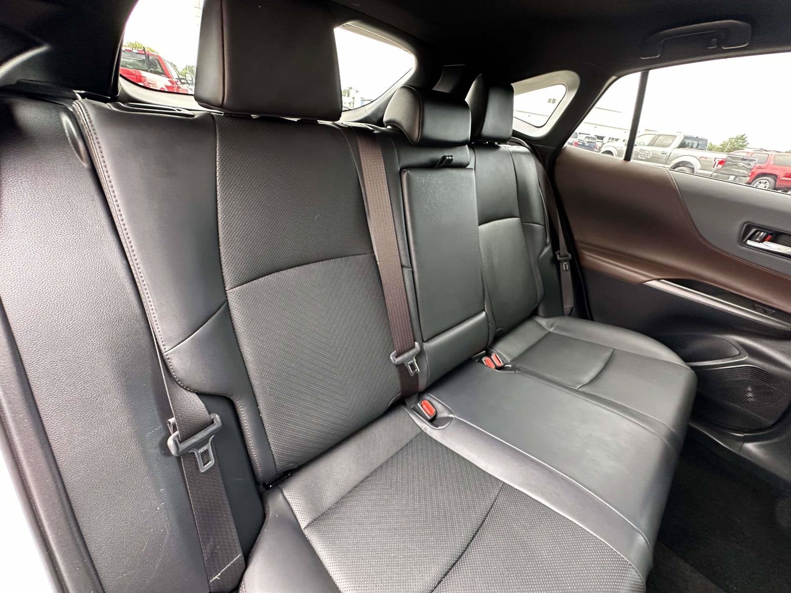 2023 Toyota Venza Base