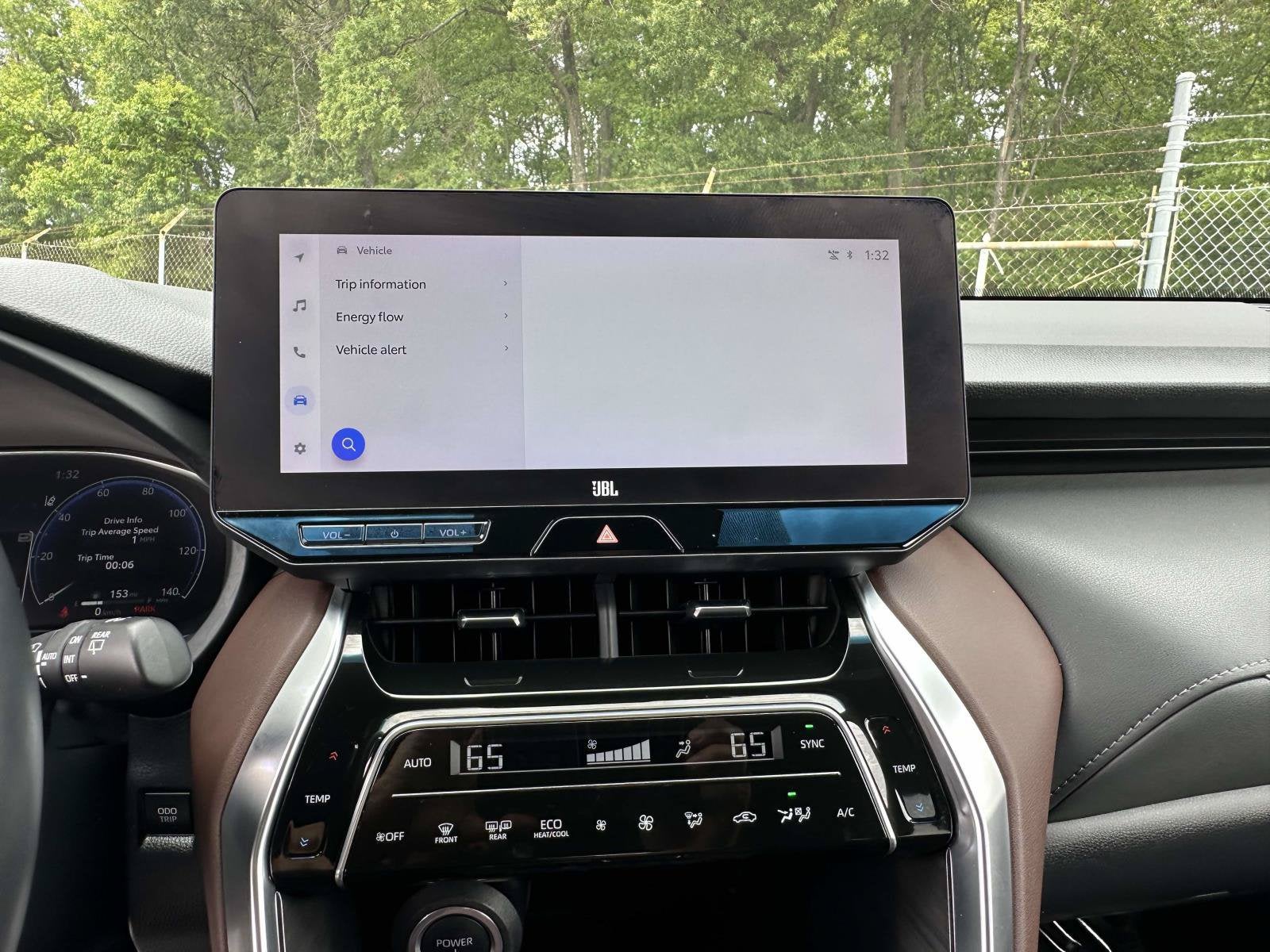 2023 Toyota Venza Base