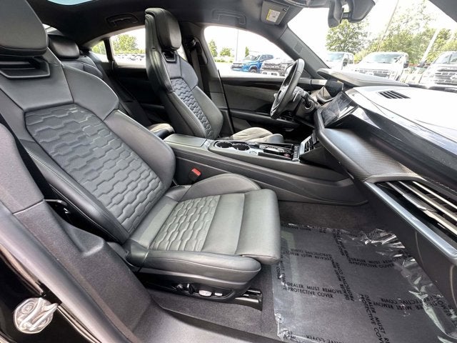 2022 Audi e-tron GT Prestige