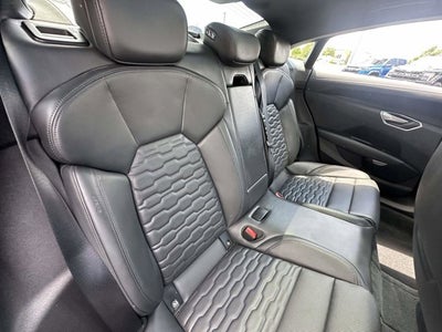 2022 Audi e-tron GT Prestige
