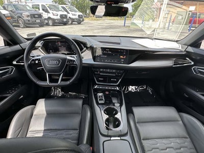 2022 Audi e-tron GT Prestige