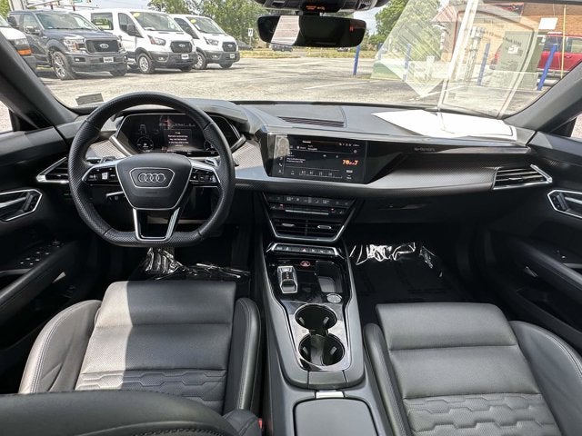 2022 Audi e-tron GT Prestige