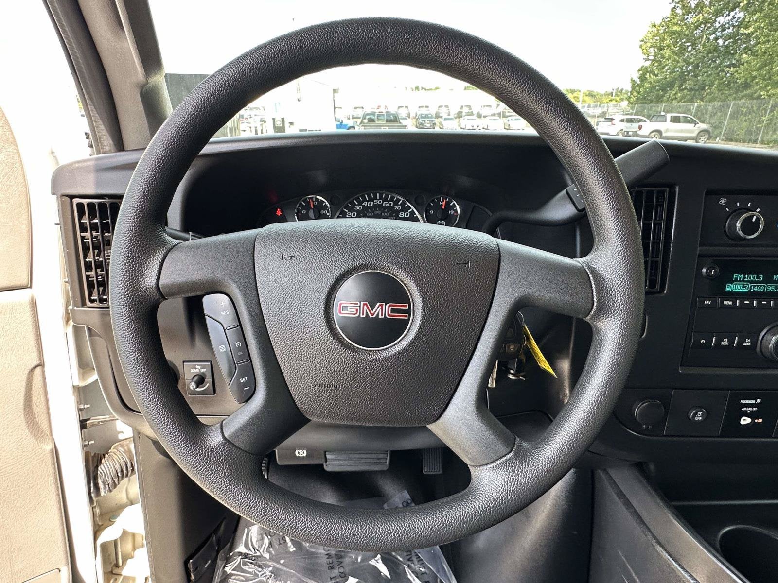2019 GMC Savana Cargo Van RWD 2500 135"
