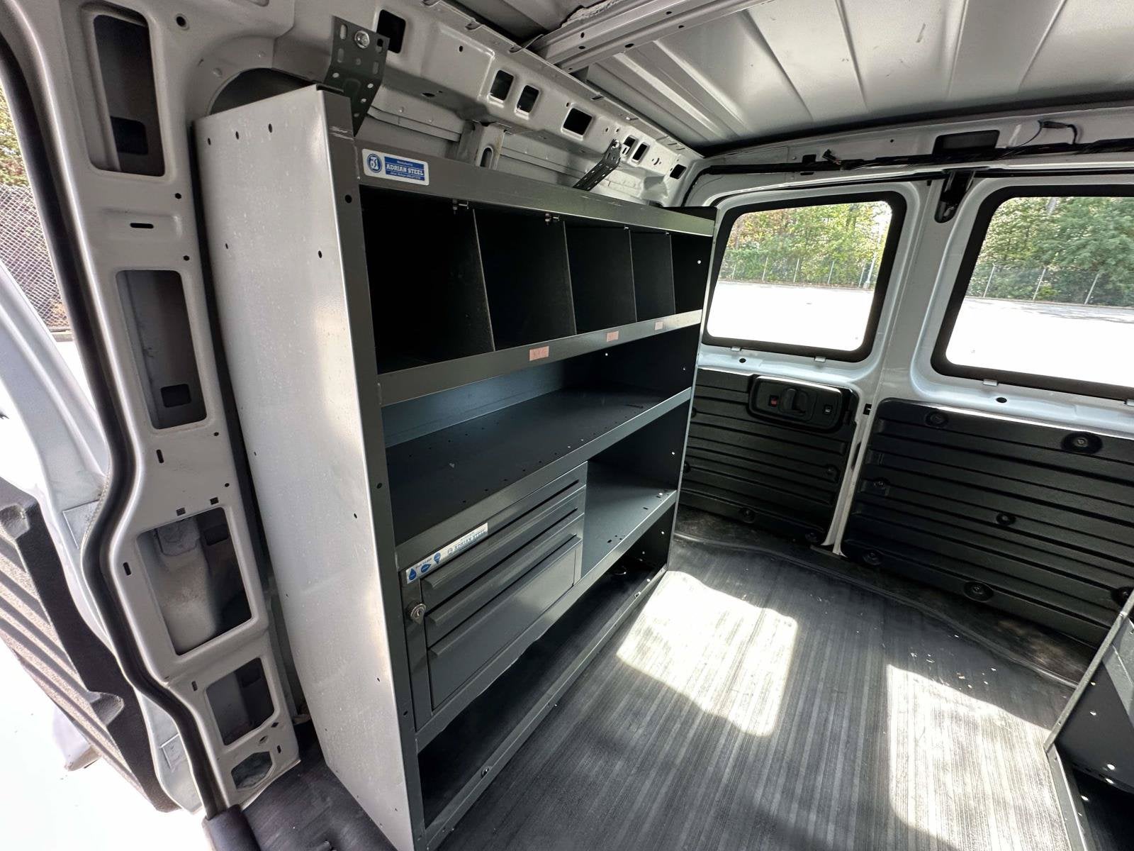 2019 GMC Savana Cargo Van RWD 2500 135"