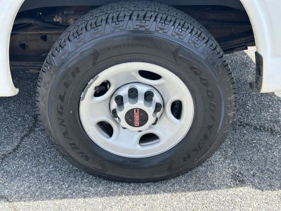 2019 GMC Savana Cargo Van RWD 2500 135"