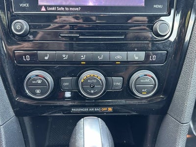 2021 Volkswagen Passat 2.0T R-Line