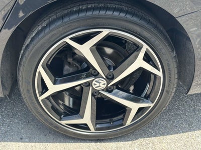 2021 Volkswagen Passat 2.0T R-Line