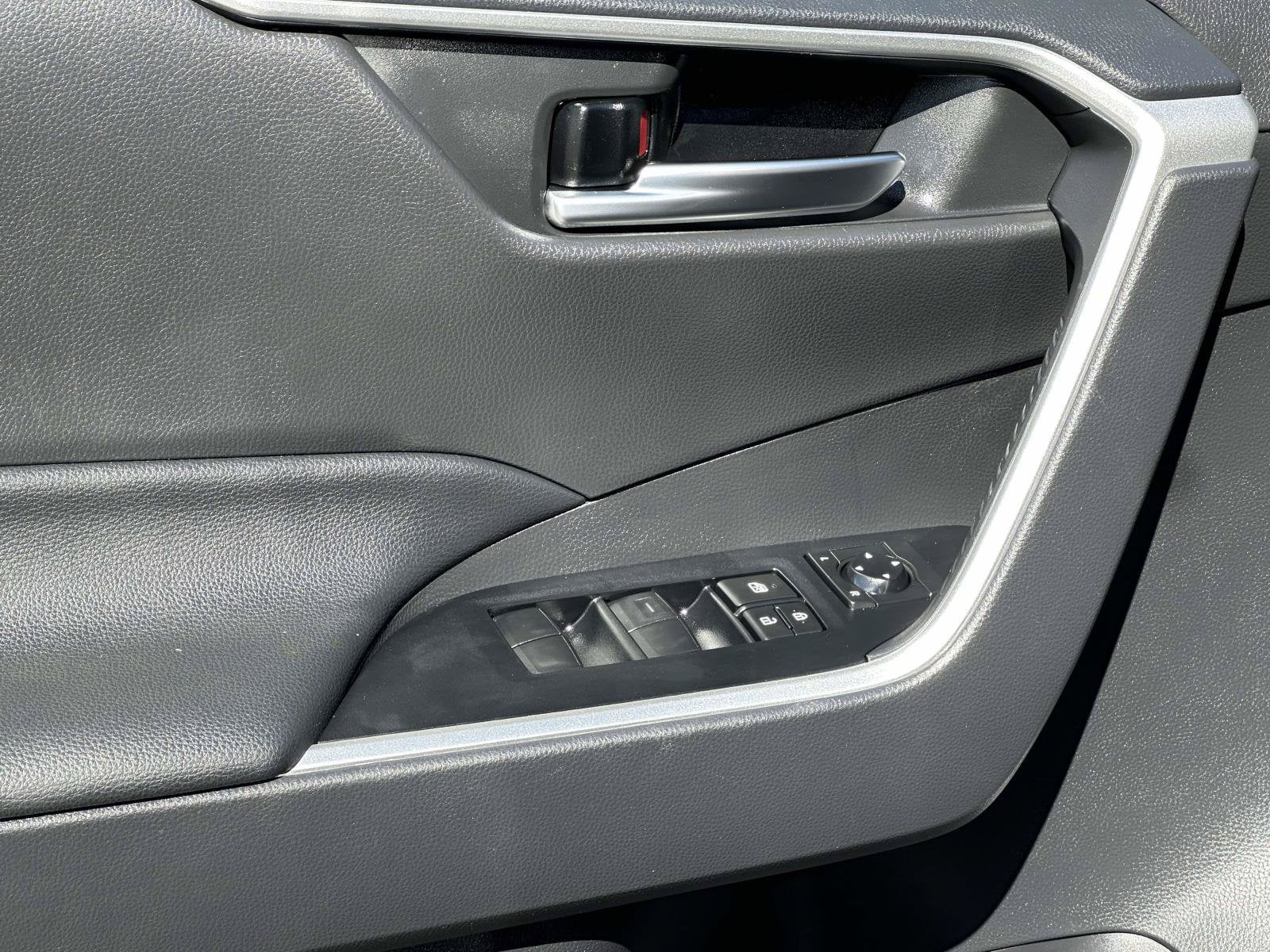 2021 Toyota RAV4 Base