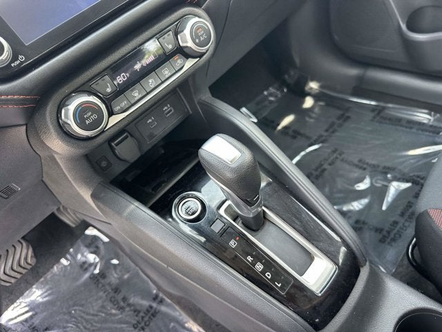 2023 Nissan Versa SR