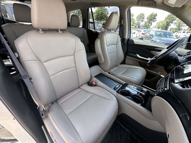 2019 Honda Pilot Touring 8-Passenger