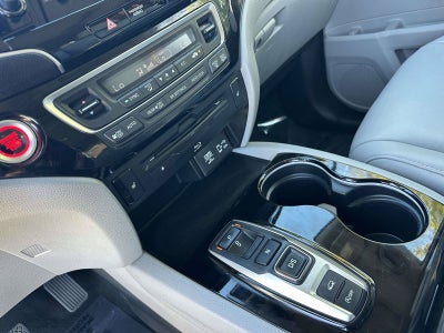 2020 Honda Pilot Touring 8-Passenger