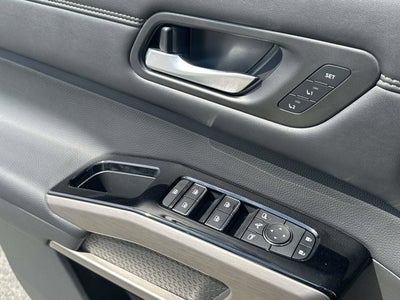 2024 Nissan Pathfinder Platinum