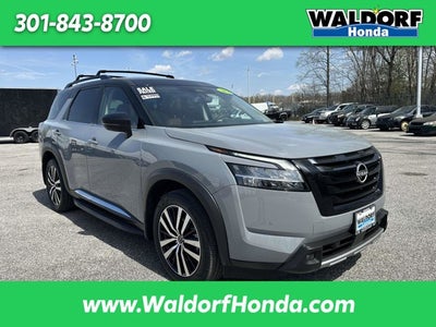 2023 Nissan Pathfinder Platinum