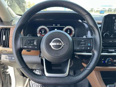 2023 Nissan Pathfinder Platinum