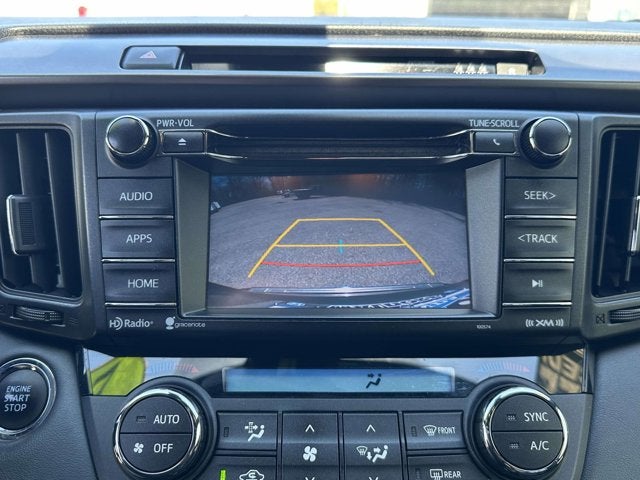 2018 Toyota RAV4 SE