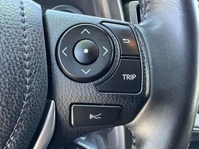 2018 Toyota RAV4 SE
