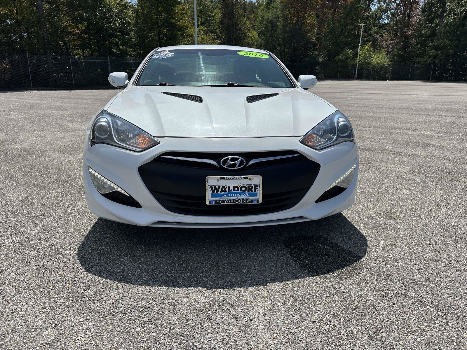 2016 Hyundai Genesis Coupe 3.8L Base