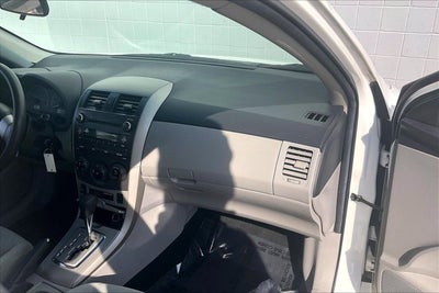 2011 Toyota COROLLA LE