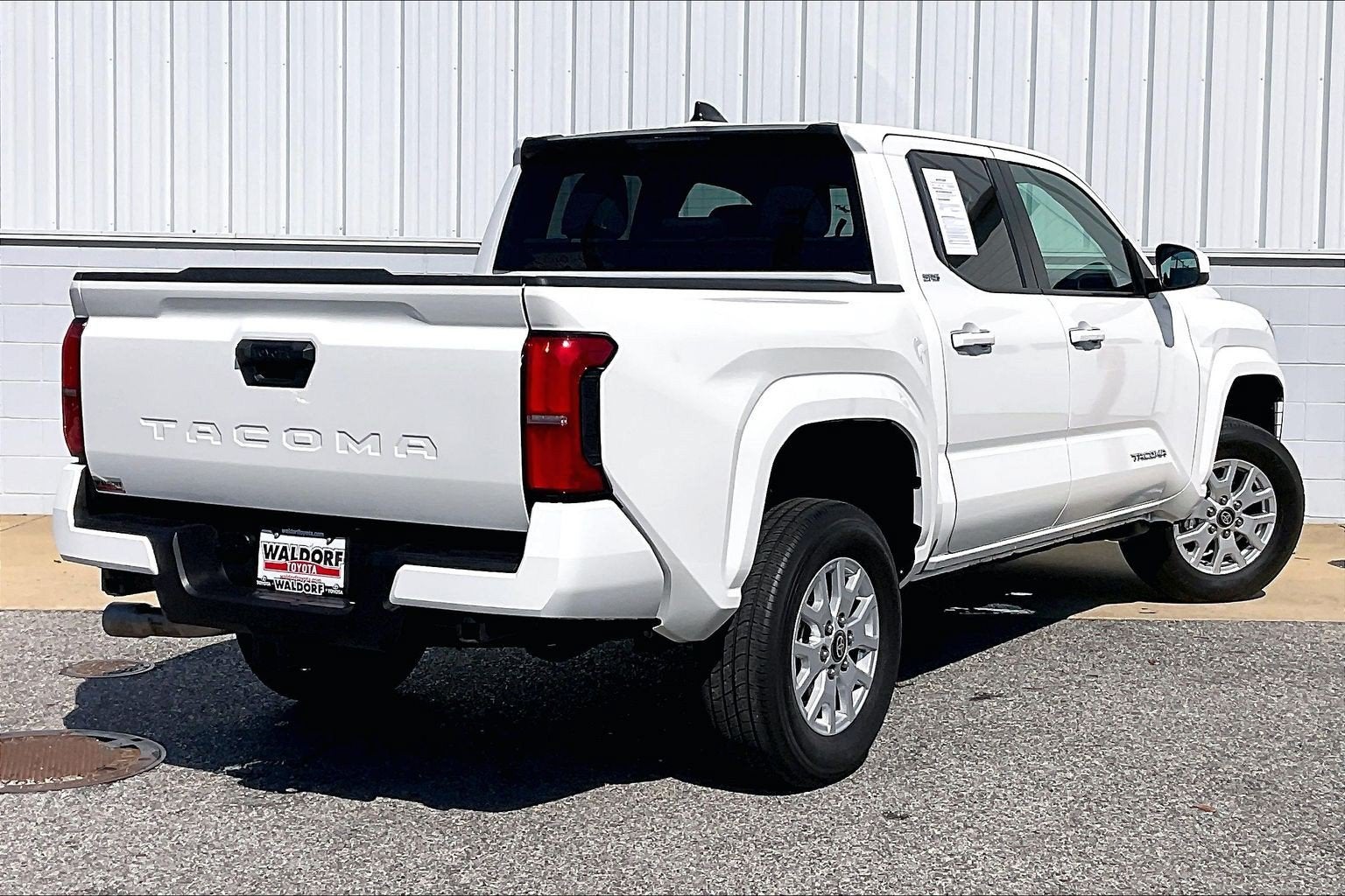 2025 Toyota Tacoma SR5