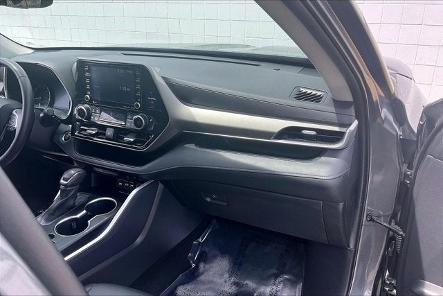 2020 Toyota HIGHLANDER XLE