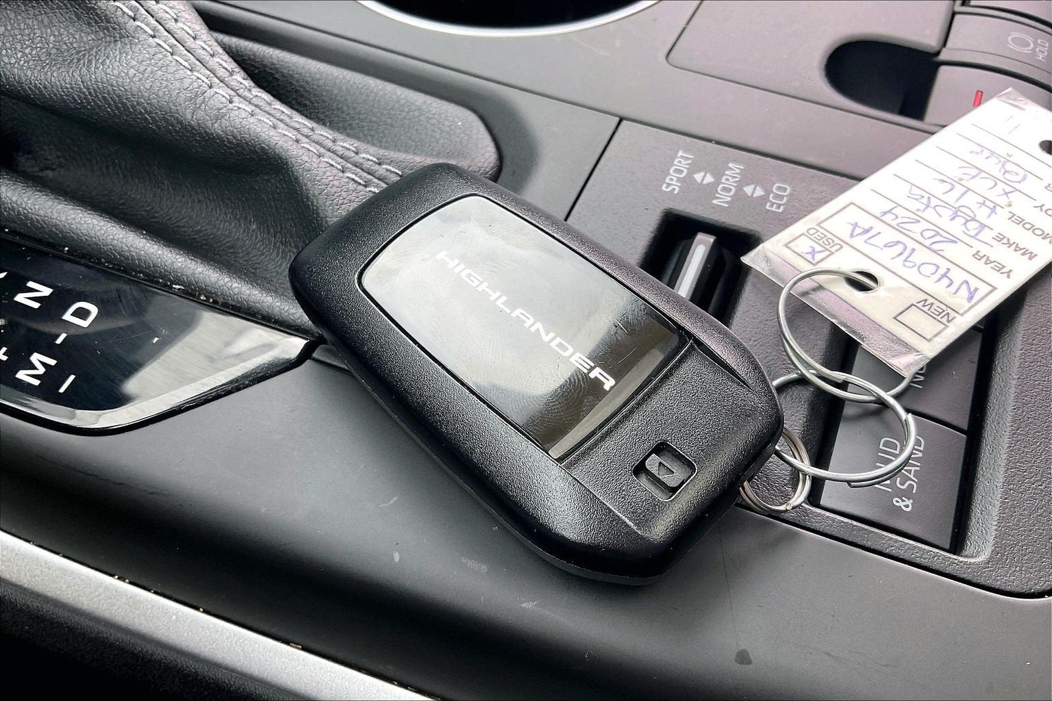 2024 Toyota Highlander XLE