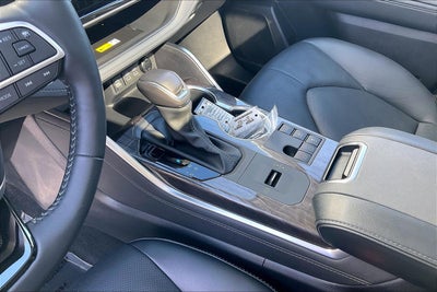 2023 Toyota Highlander Hybrid Hybrid Limited