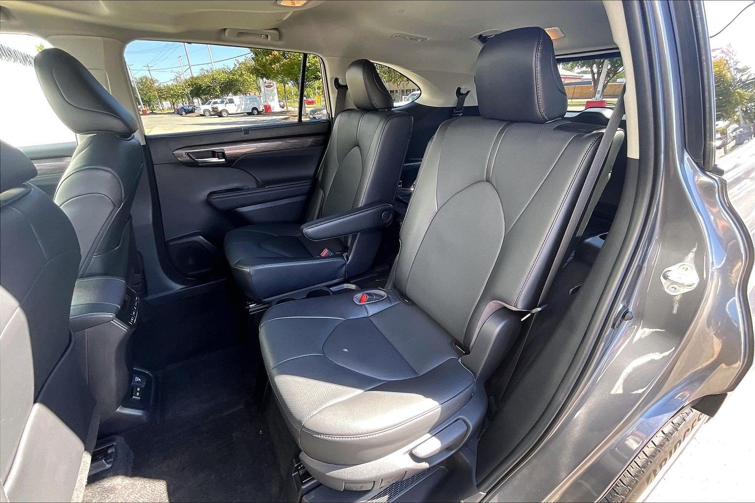 2023 Toyota Highlander Hybrid Hybrid Limited