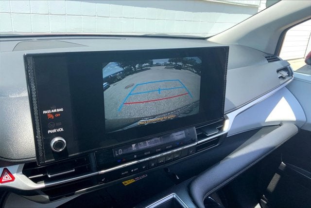 2025 Toyota Sienna XLE