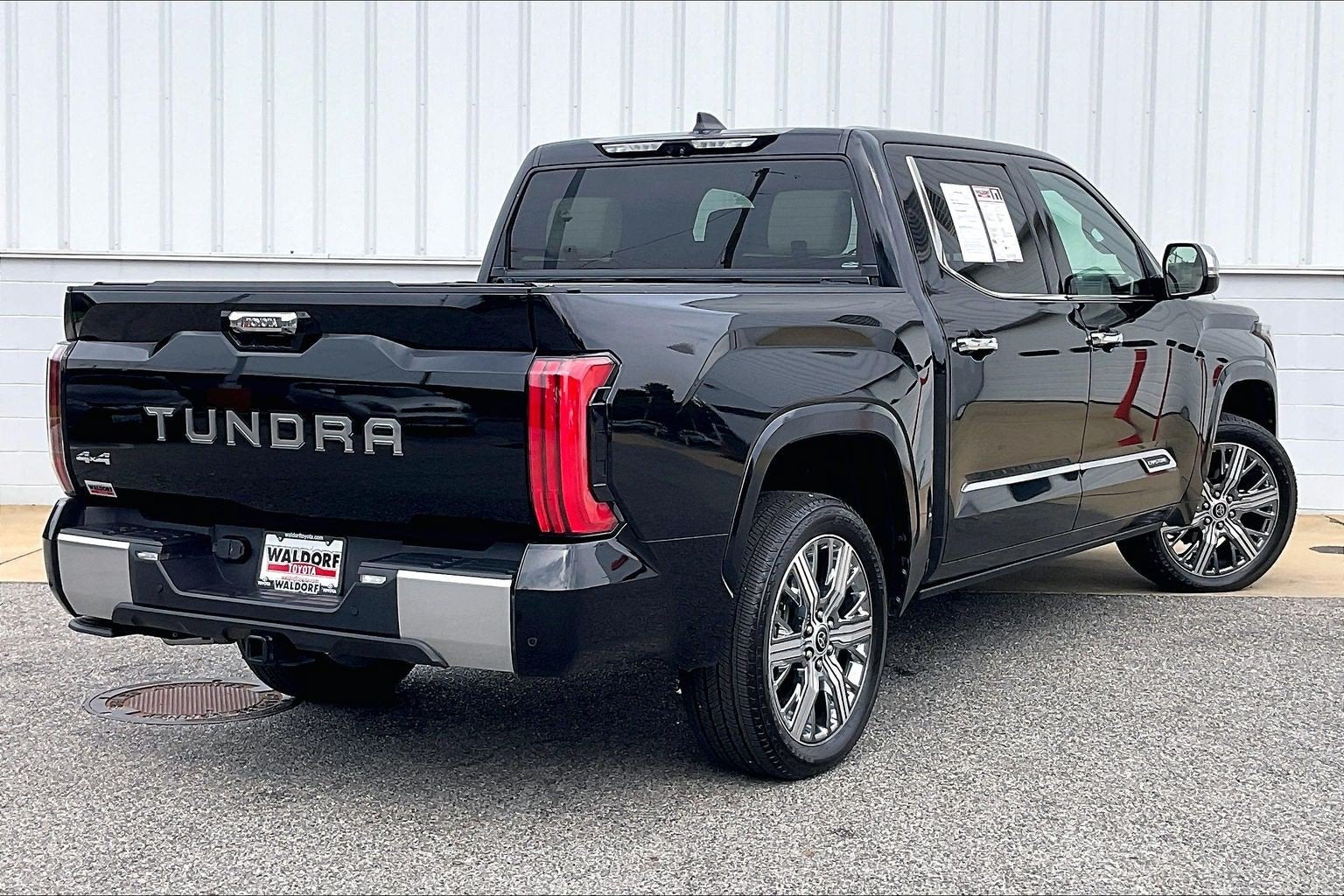 2024 Toyota Tundra i-FORCE MAX Capstone Hybrid