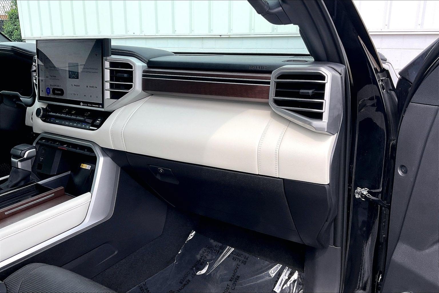 2024 Toyota Tundra i-FORCE MAX Capstone Hybrid