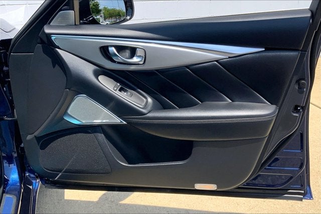 2023 INFINITI Q50 LUXE