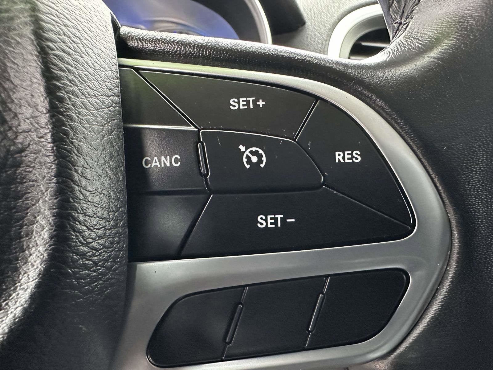 2019 Chrysler 300 Touring L