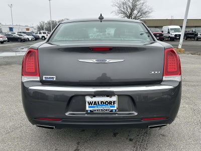2019 Chrysler 300 Touring L
