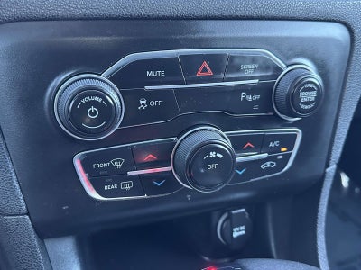 2019 Dodge Charger SXT