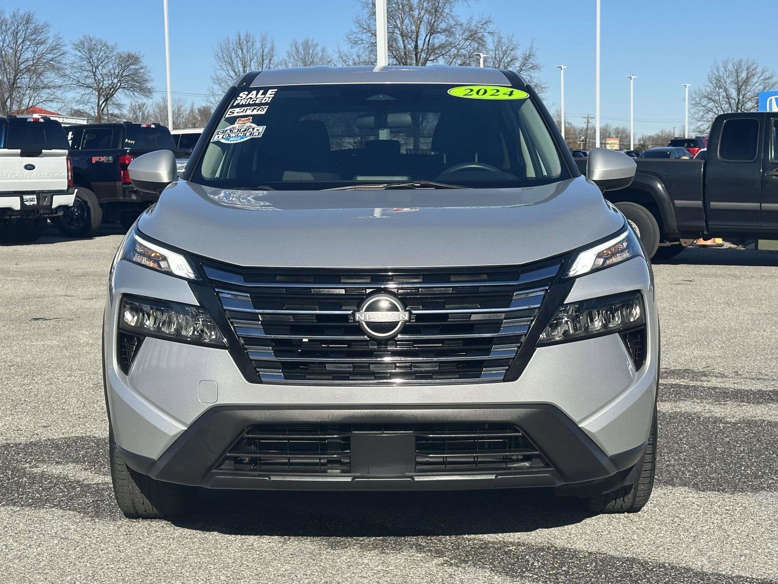 2024 Nissan Rogue SV