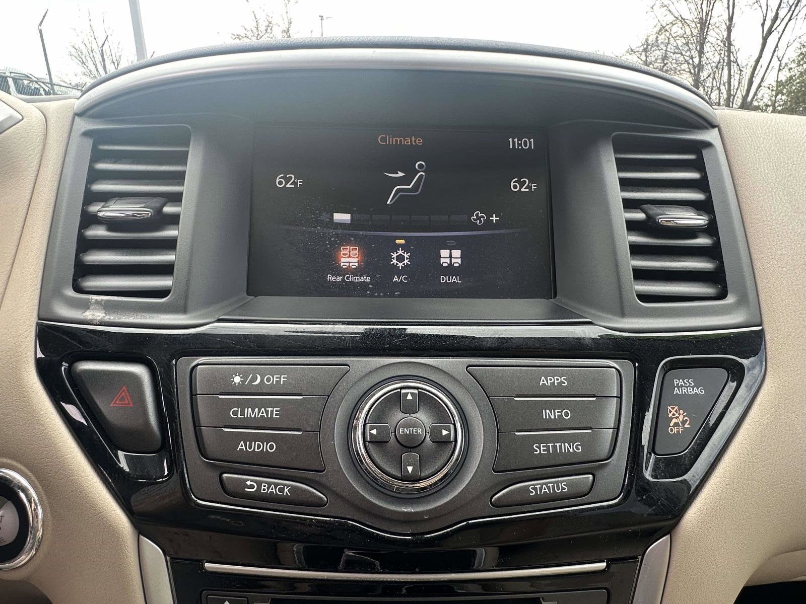 2017 Nissan Pathfinder S