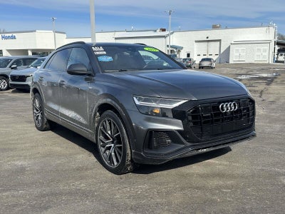 2019 Audi Q8 Premium Plus