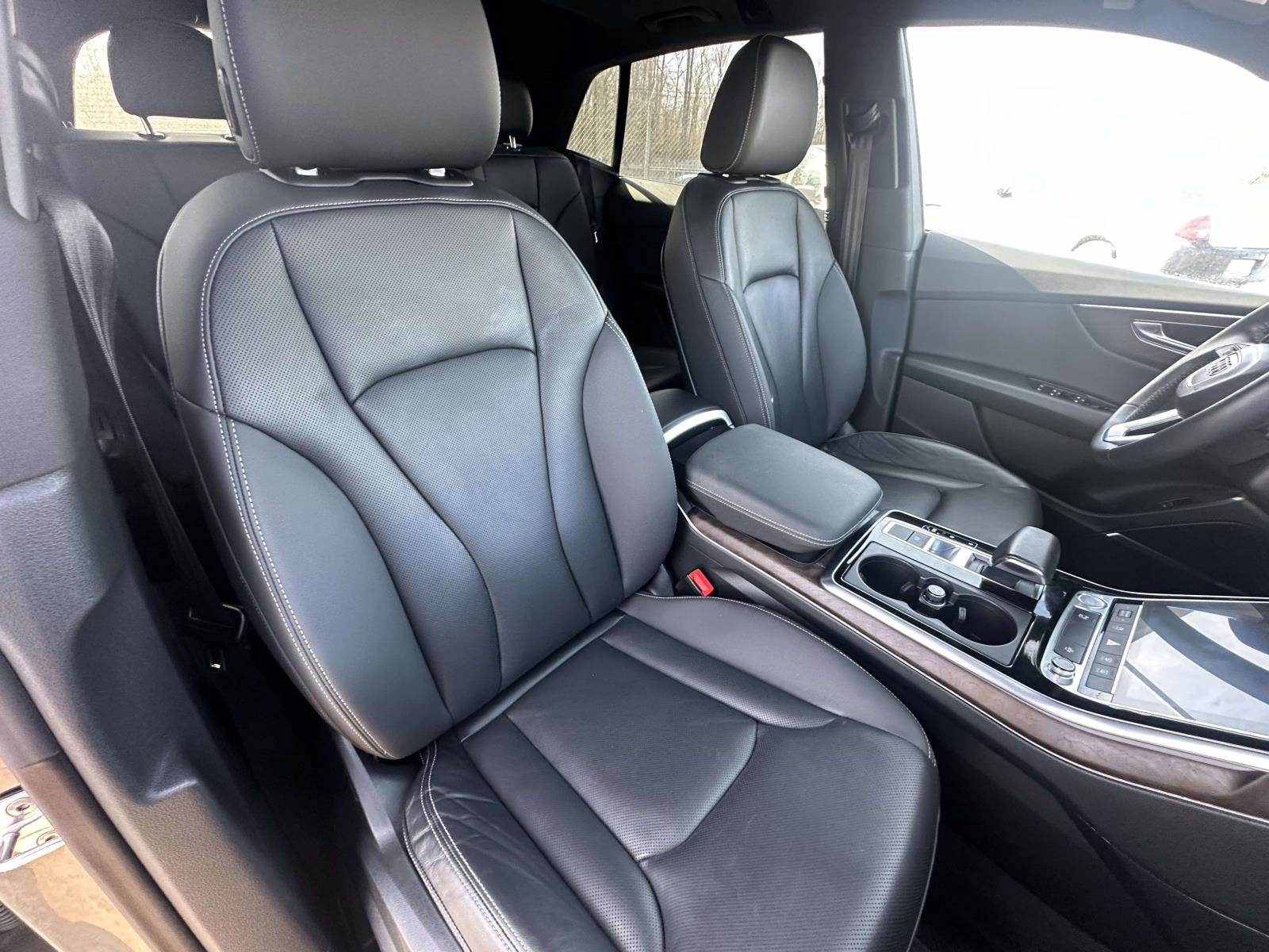 2019 Audi Q8 Premium Plus