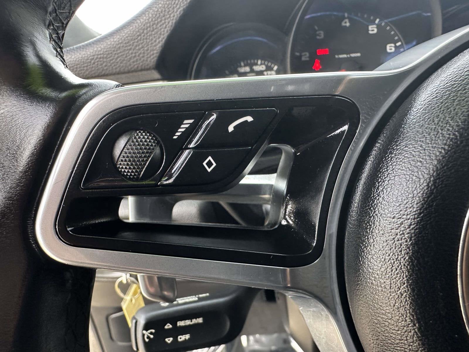 2018 Porsche Macan Base