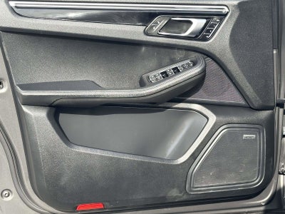 2018 Porsche Macan Base